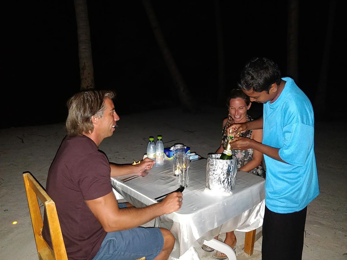 Island Guest Hotel Maamendhoo ภายนอก รูปภาพ